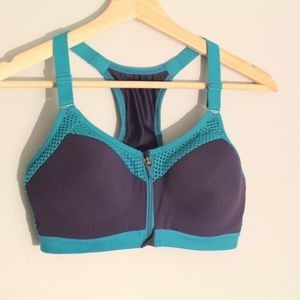 Wacoal Zip Front Sports Bra